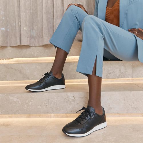 Winnie II Black/White